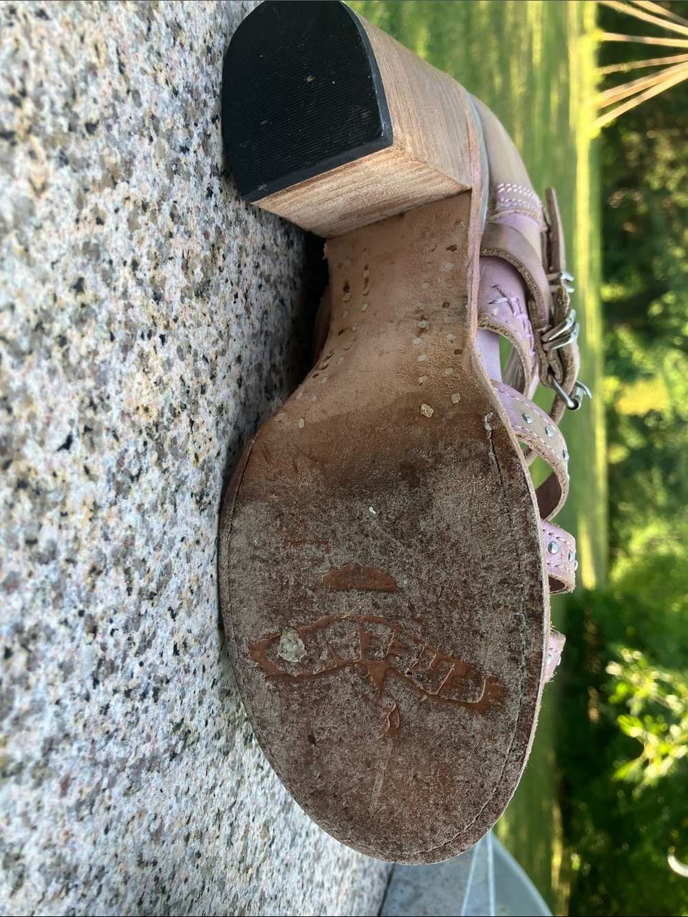 FreeBird Connor Pink / Blush Studded Open-Toe Sandals 7 - Picture 13 of 14